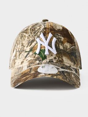 Aritzia New York Yankees 9TWENTY Hat